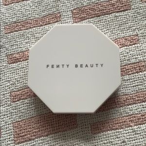 Fenty Beauty Highlighter